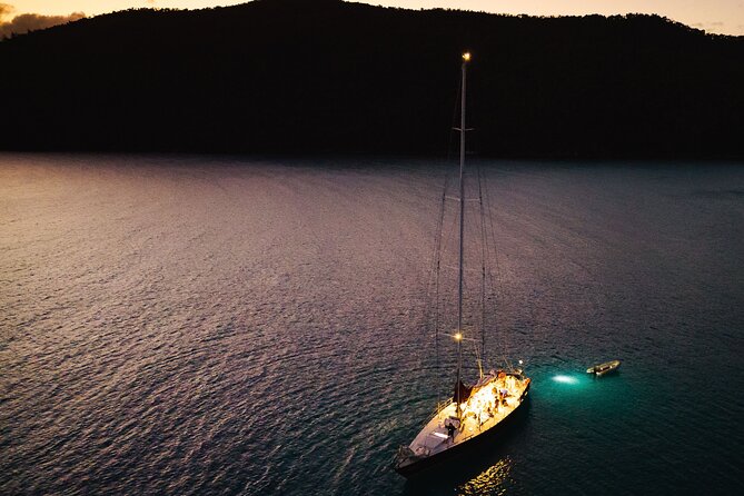 2 Day & 2 Night Whitsunday Islands Sailing Adventure on Condor - Tongue Bay and the Hill Inlet lookout: why day 2 is the big visual day
