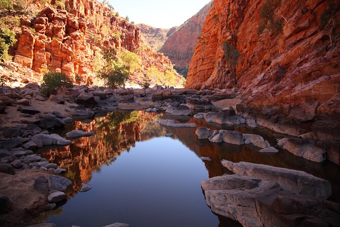 3 night Uluru, Kata Tjuta and Kings Canyon Camping Adventure - Kings Canyon at Watarrka National Park: gorge walks and long viewpoints