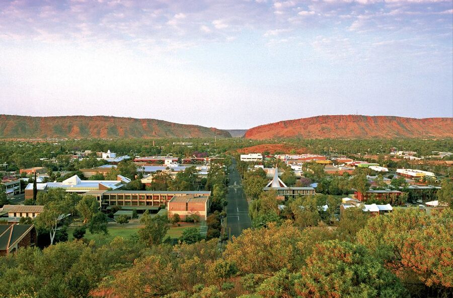 A Town Like Alice: Half-Day Tour of Alice Springs - Anzac Hill: remembrance with local meaning