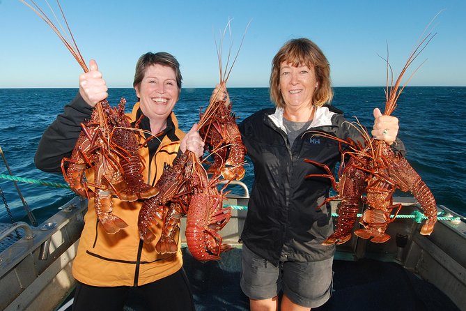 Abrolhos Islands 5 Day Cruise - Getting to the Islands from Geraldton, with two ways to run the days