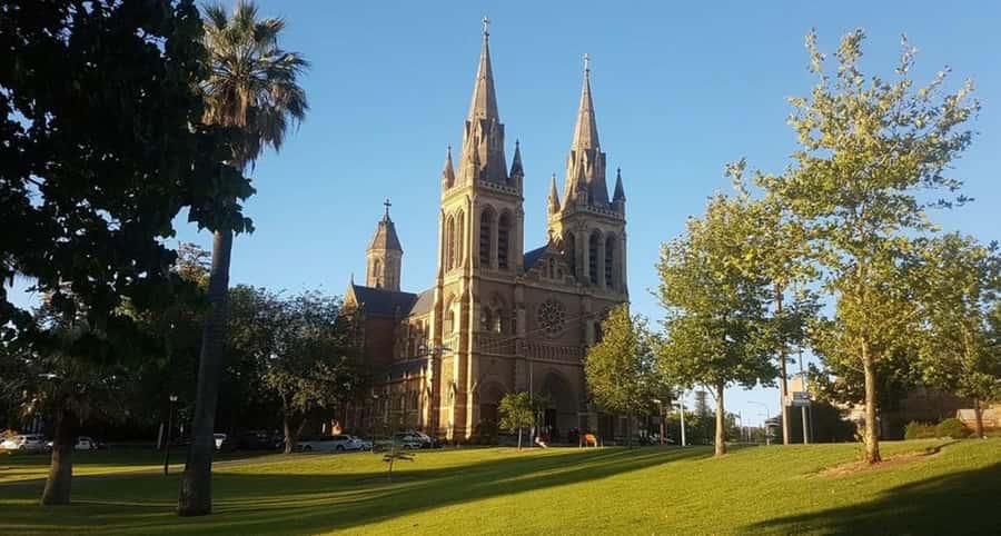 Adelaide: Dark Secrets and True Crime Walking Tour - Key highlights at a glance