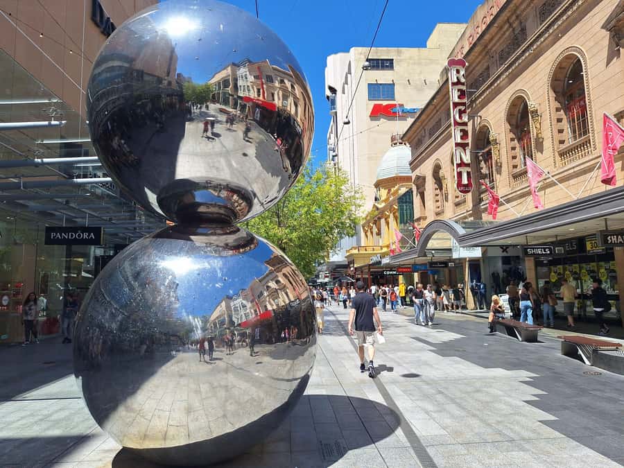 Adelaide: Guided Ultimate Walking Tour with Drink and Snack - Central Market finish: what to do after the guided tastings