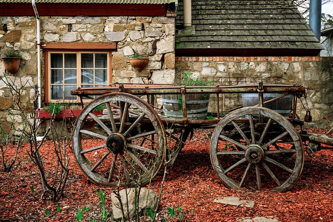 Adelaide Hills Tour with River Murray Lunch Cruise - Thorngrove Manor and the Bridgewater Road: Small Sights on the Way
