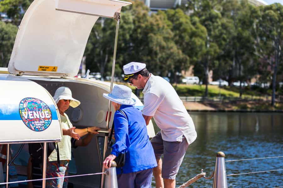 Adelaide: River Torrens Popeye Devonshire Tea Cruise - Adelaide Zoo stop and Botanic Garden time: your best use of the option