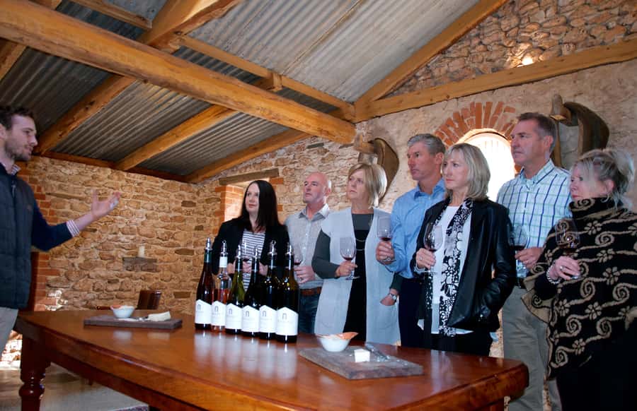 Adelaide: Small Group Tour of Barossa, Wineries with Lunch - Pindarie: homestead charm, morning tea, and a proper tasting start