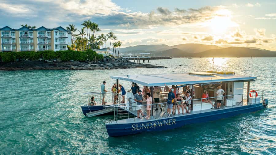 Airlie Beach: 2-Hour Sunset Cruise with Sparkling Wine - The 2-hour route: Pioneer Bay, then Airlie’s coastline at dusk