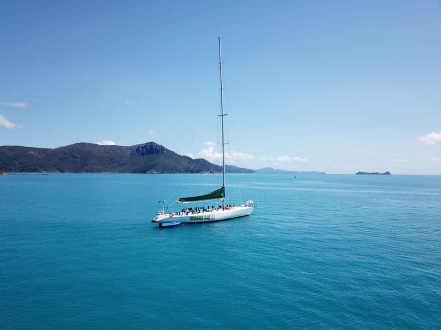 Airlie Beach: 2-Night Whitsundays Sailing Trip with Meals - Reef snorkeling around Luncheon Bay, Caves Cove, and Blue Pearl Bay