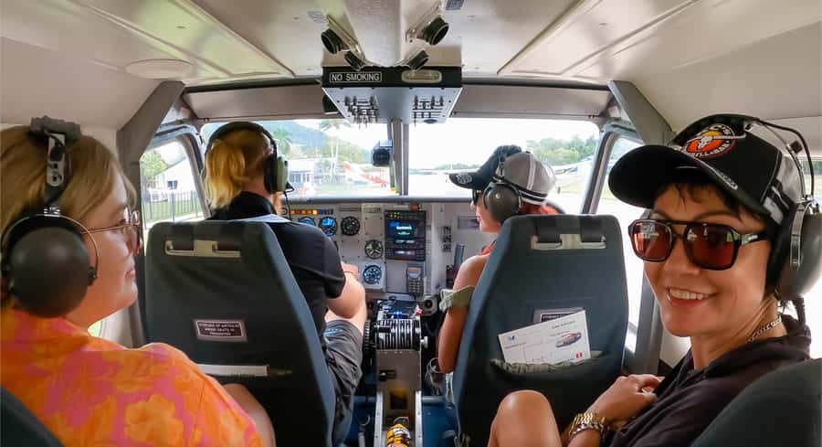 Airlie Beach: Fly Raft Package w Scenic Flight & Snorkeling - Snorkeling at fringing reefs and exclusive stops: what you should expect underwater