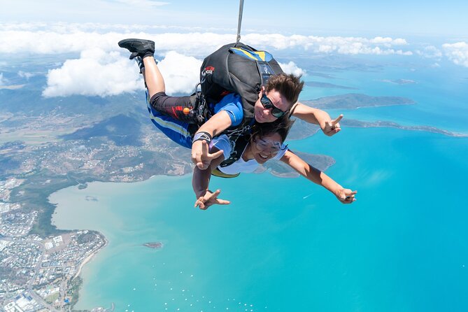 Airlie Beach Tandem Skydive Over the Whitsunday Islands - Key Things I’d Bet On Before You Go