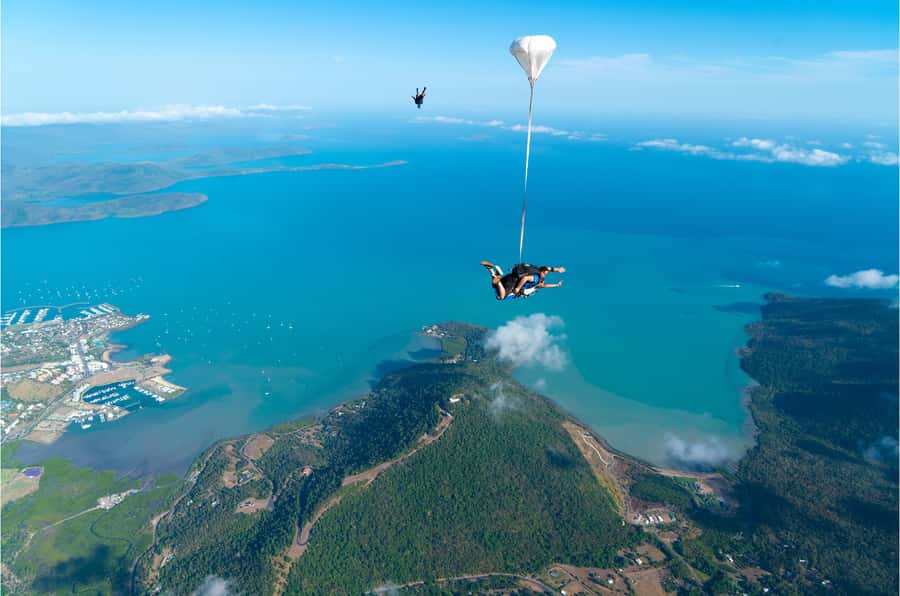 Airlie Beach: Tandem Skydive over the Whitsundays - Pre-Jump Training: How They Calm First-Timers