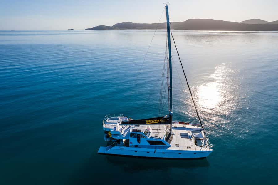 Airlie Beach: Whitsunday Islands Sailing, SUP & Snorkel Tour - Getting to Coral Sea Marina and how the timing works