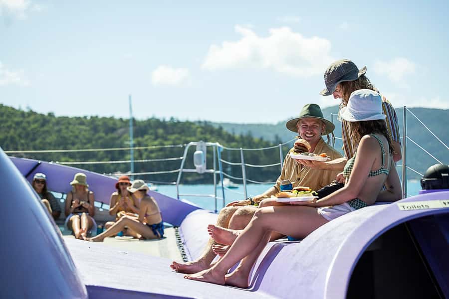 Airlie Beach: Whitsundays Full-Day Camira Sailing Adventure - Snorkeling the fringing reef for about one hour: what you need to know