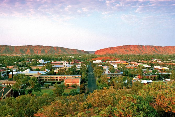 Alice Springs to Ayers Rock (Uluru) One Way Shuttle - How This Shuttle Changes Your Uluru Day (Without Adding Stress)