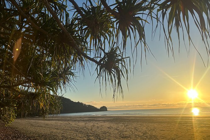 Beach Sunrise with the Wallabies - Weather, clouds, and what to bring for a calm sunrise