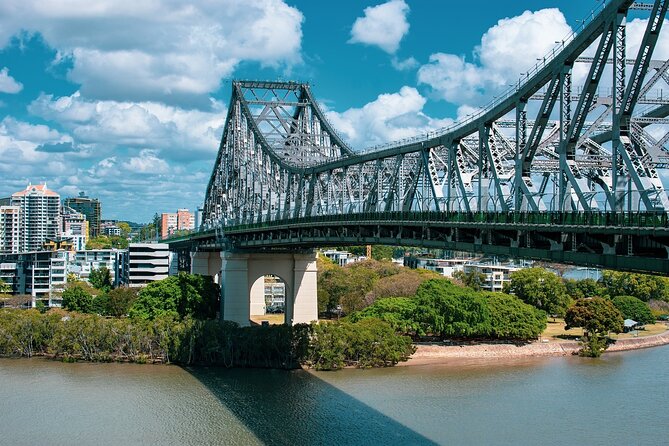 Best of Brisbane Walking Tour: local guide, snack, small group - Queen Street Mall to Brisbane Square: where the city’s present meets its original core