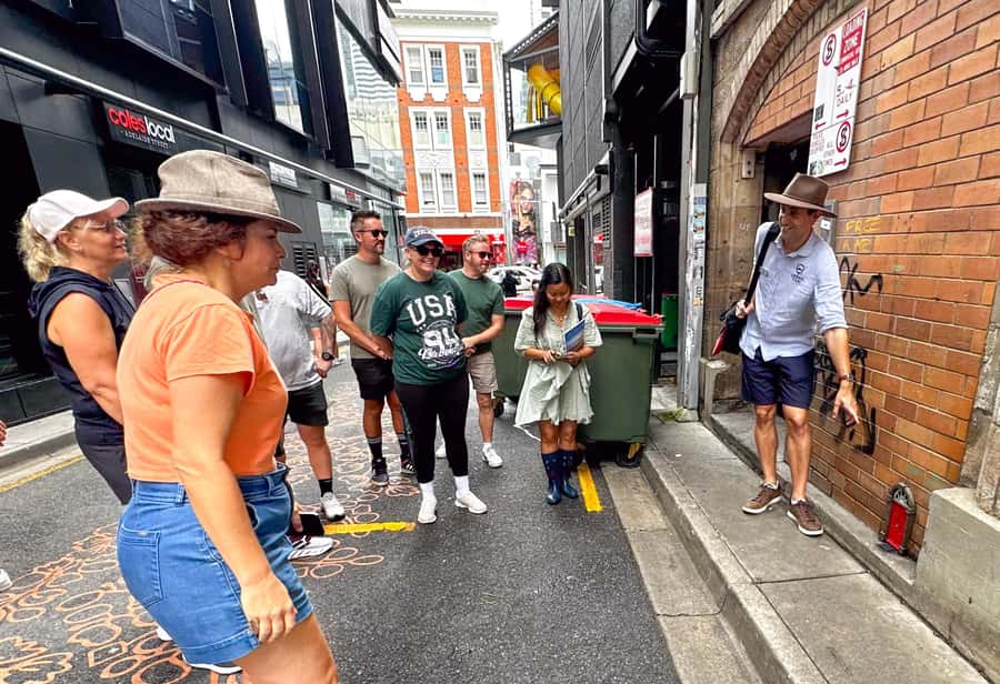 Best of Brisbane Walking Tour | Small Group & snack - City Botanic Gardens: Where the Lamington Story Makes Sense