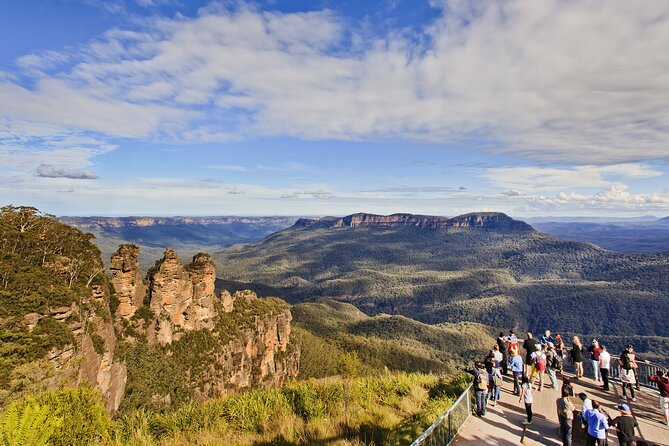 Blue Mountains Adventure w Scenic World, Zoo, Koala Photo & Ferry - Hitting Blue Mountains Lookouts Without Needing a Car