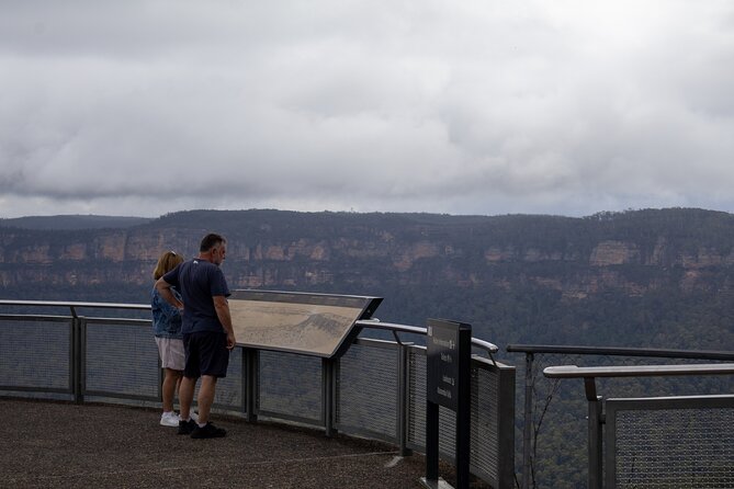 Blue Mountains Day Tour from Sydney - Echo Point Lookout and the Three Sisters: quick stop, iconic views