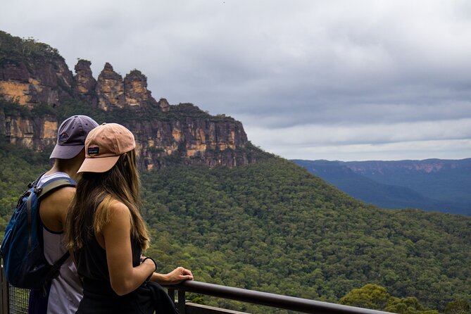 Blue Mountains Day Tour from Sydney - Leura lunch stop: a small town break with flexible food options