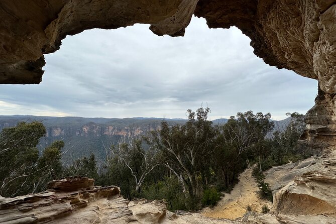 Blue Mountains Full Day Guided Tour - Lunch at a Blue Mountains eatery, and why it is more than a break
