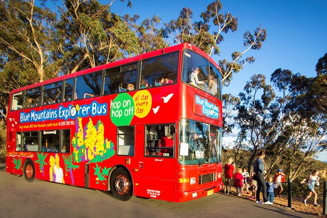 Blue Mountains Hop On Hop Off Tour - Entering Katoomba the easy way, get your bearings fast