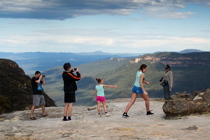 Blue Mountains Small-Group Insider Tour from Sydney - Cahill’s Lookout and Evans Lookout: quick scenic breathing space