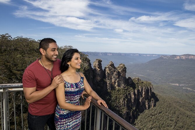 Blue Mountains Sunset Tour with Kangaroo Sightings from Sydney - Getting picked up at Mercure George Street, then settling in