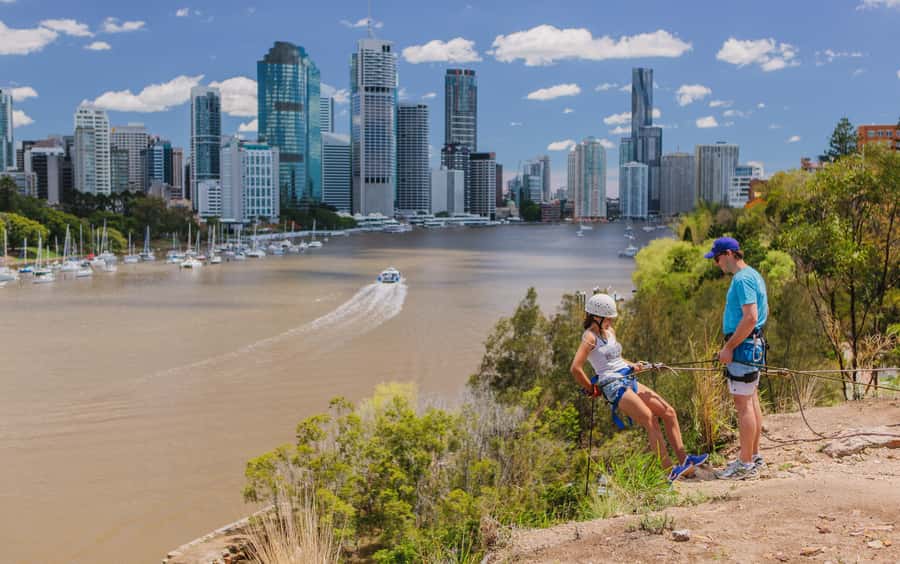 Brisbane: Abseiling at Kangaroo Point Cliffs - The included safety gear, plus what you should wear