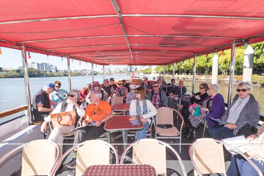 Brisbane: Cruise to Lunch Package: 10:30am-2pm (3.5hr) - The Keg Tapping and Beer Sample: A Fun Brisbane-Style Detail