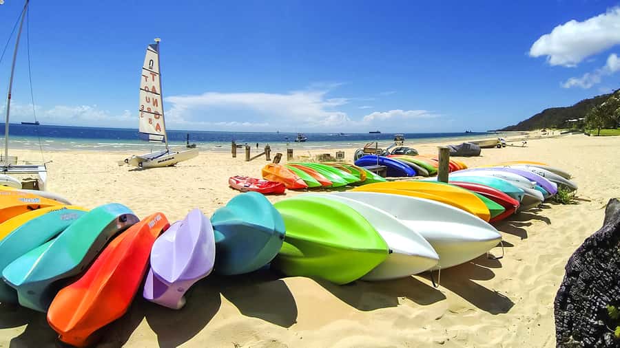 Brisbane: Moreton Island Return Ferry & Adventure Day Pass - Who this day pass fits best