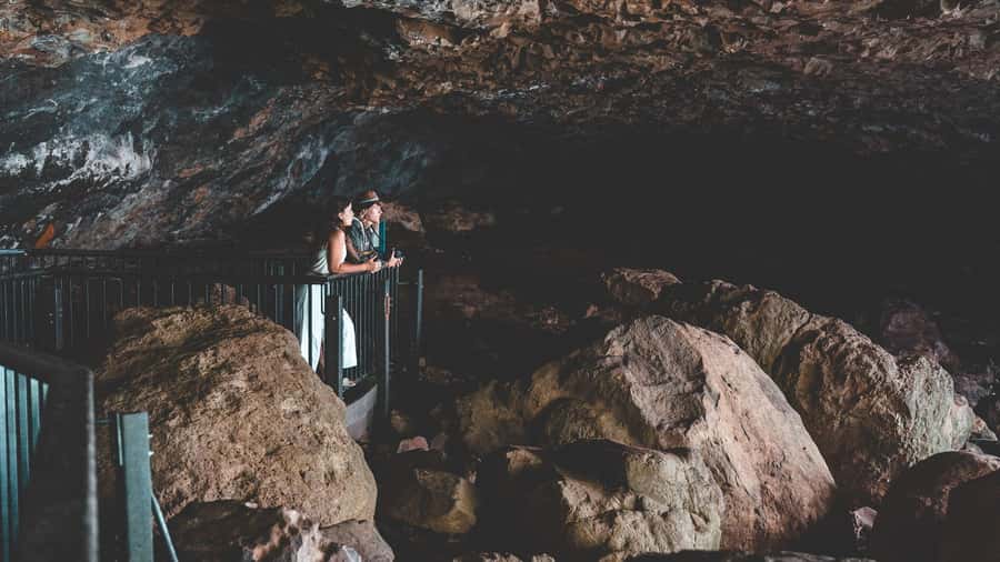 Brisbane: Rainforests, Waterfalls and Glow Worm Cave Tour - Meeting at 222 Margaret Street, and what the 10 hours demands