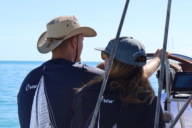 British Defender 3D2N Whitsunday Snorkelling Sailing Adventure - Day 1 sailing out: islands, snorkelling, lookouts, and a ropeswing break