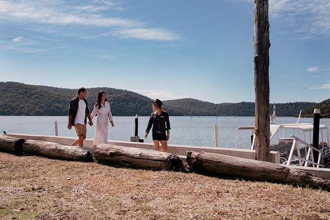 Broken Bay Pearl & Oyster Farm Tours - Stop: Broken Bay Pearl Farm and the guided flow of the visit