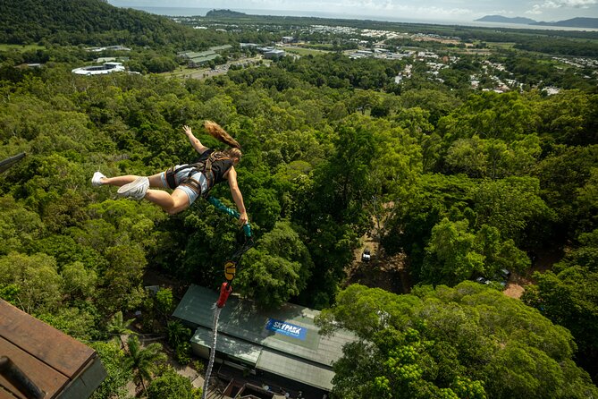 Bungy Jump Experience at Skypark Cairns by AJ Hackett - Who this bungee jump suits best (and who should think twice)