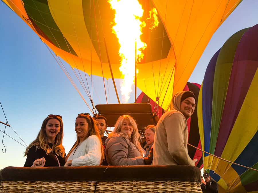 Byron Bay: Sunrise Hot Air Balloon Flight with Breakfast - How the day runs, from start to toast-and-decompress breakfast