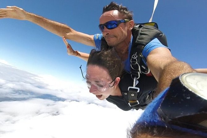 Byron Bay: Tandem Skydive Experience - Freefall Up to 60 Seconds and Speeds Around 220 km/h