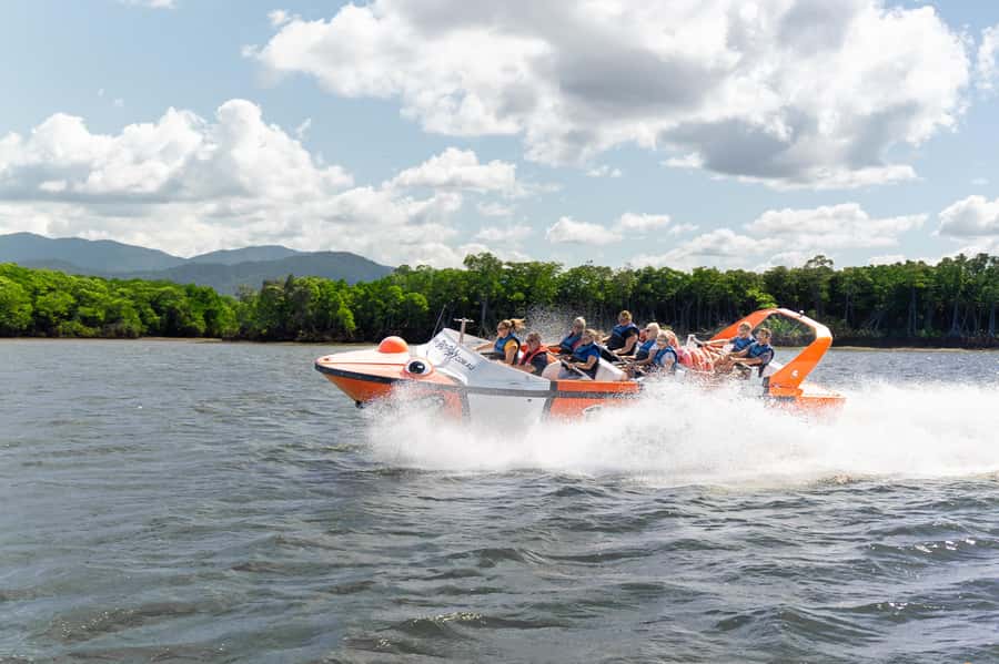 Cairns: 35-Minute Jet Boating Ride - Spins, Safety Warnings, and Why the Crew Mattered in Real Life