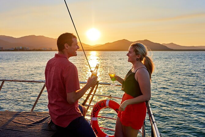 Cairns Catamaran Harbour and Dinner Cruise - How the Cairns Harbour and Dinner Cruise actually plays out
