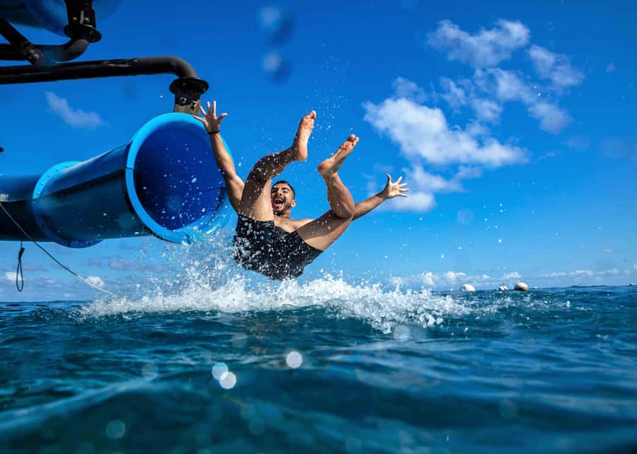 Cairns: Great Barrier Reef and Fitzroy Island Boat Tour - How the day flows: what happens when you want a slower or faster pace