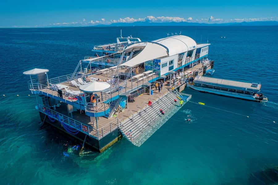Cairns: Great Barrier Reef Pontoon with Water Activities - Sailing from Cairns to the reef, without burning the day