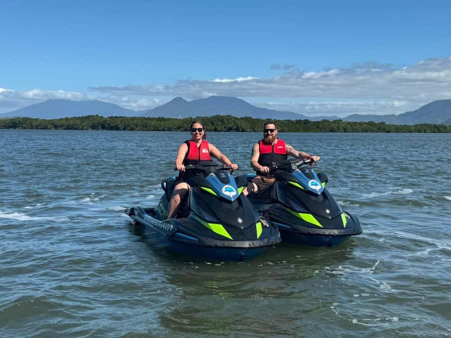 Cairns: Guided Jetski Tour 30 or 60 min - 30-minute Speed and Scenery: a fast hit of Trinity Inlet