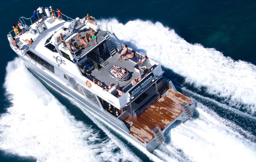 Cairns: Outer and Coral Cay Snorkel and Dive Cruise - A Great Barrier Reef day trip that gives you more reef time than you expect