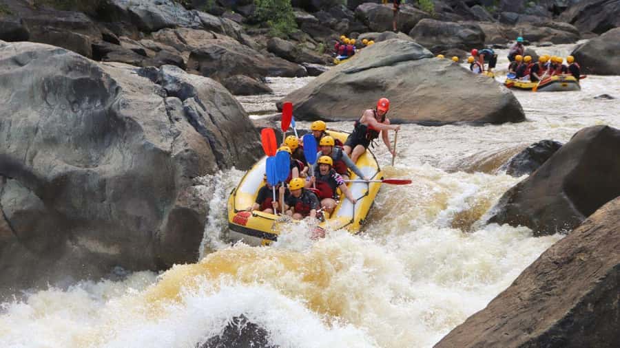 Cairns: Raging Thunder Barron Gorge River Rafting Trip - Rapids Level 2-3: What It Feels Like for First-Timers