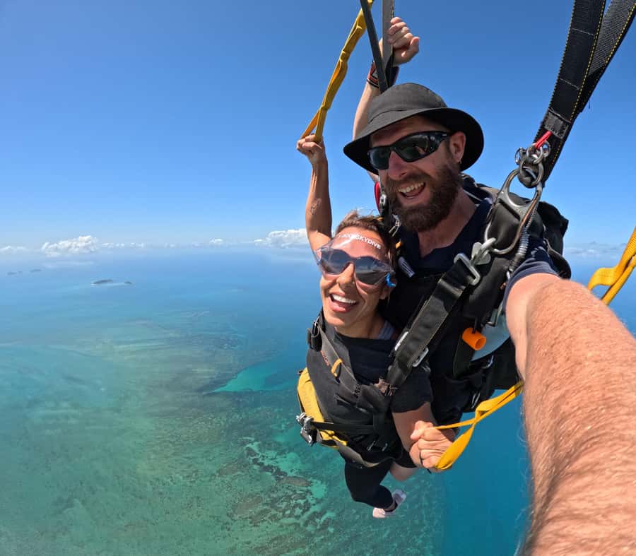 Cairns: Tandem Skydive - Getting to SKYONE and what the schedule feels like