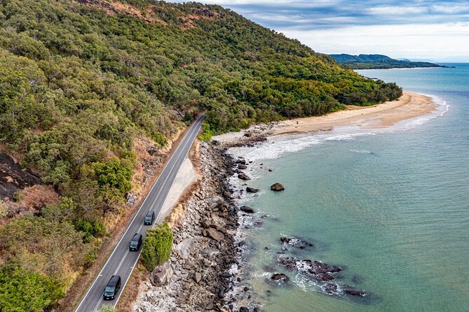 Cairns to Port Douglas ONE WAY Private Transfer 6 pax - What you get with a private transfer for up to 6