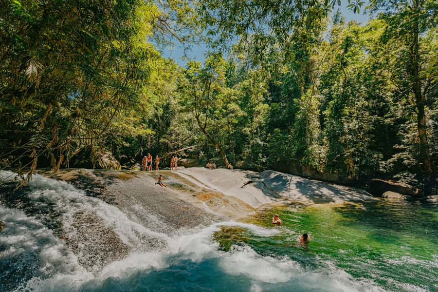 Cairns: Waterfall Tour with Lunch - Cairns pickup and the 10-hour rhythm