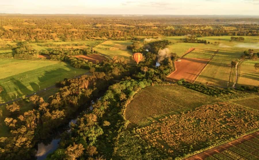 Camden Valley: Sunrise Hot Air Balloon Flight With Breakfast - What’s included, what isn’t, and how the timing really works