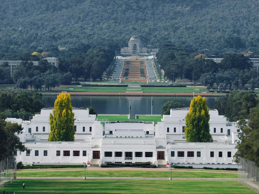 Canberra: City Highlights Day Tour with Entrance Fees - Old Parliament House and Parliament House, the corridors of power