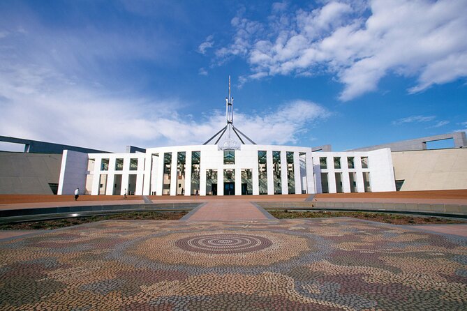 Canberra Day Trip from Sydney - Guide style and group size: why small groups matter on a long day