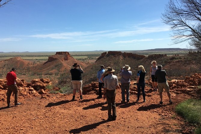 Carisbrooke Station and Dinosaur Stampede Day Tour from Winton - The flow of a 9-hour day, and how not to feel rushed